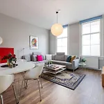 Elegant In The Heart Of Apartmán