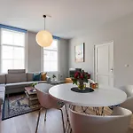 Elegant In The Heart Of Apartmán *