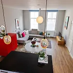 Apartmán Elegant In The Heart Of *
