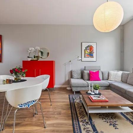 Elegant In The Heart Of * Gouda