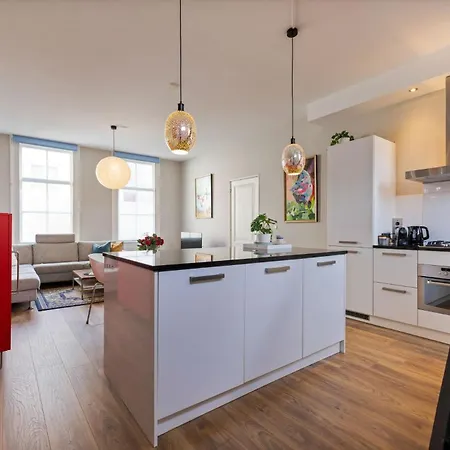 Elegant In The Heart Of Gouda