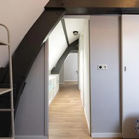 Elegant In The Heart Of Apartment