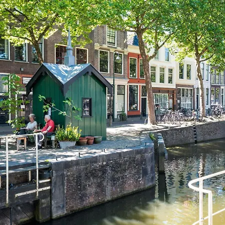 Elegant In The Heart Of