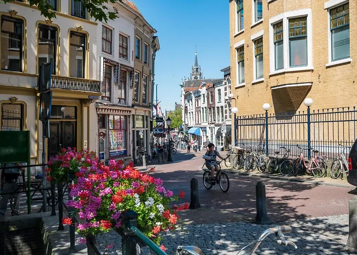 Elegant In The Heart Of *