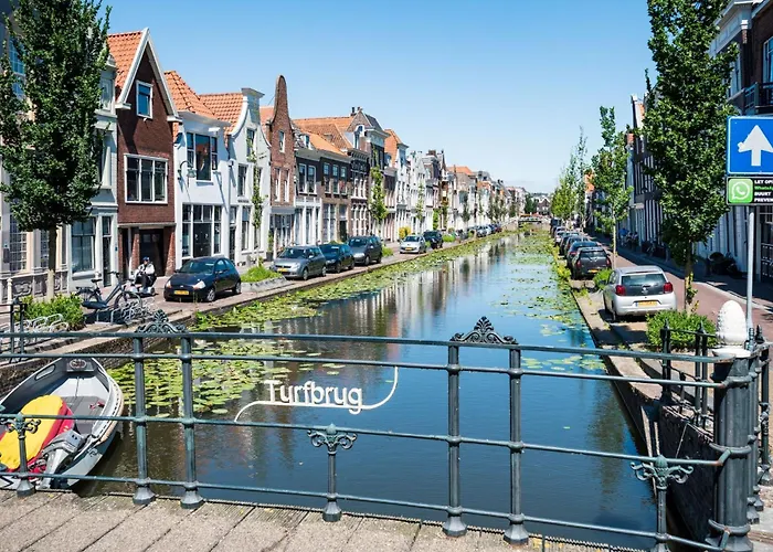 Elegant In The Heart Of Gouda