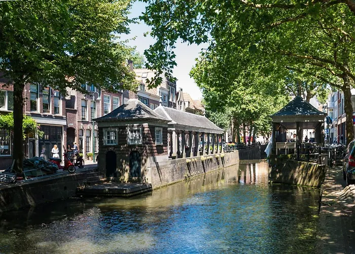 Elegant In The Heart Of Gouda