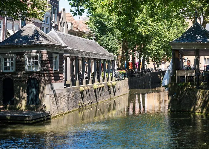 Elegant In The Heart Of